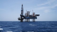 Nigeria to split up state-run oil firm