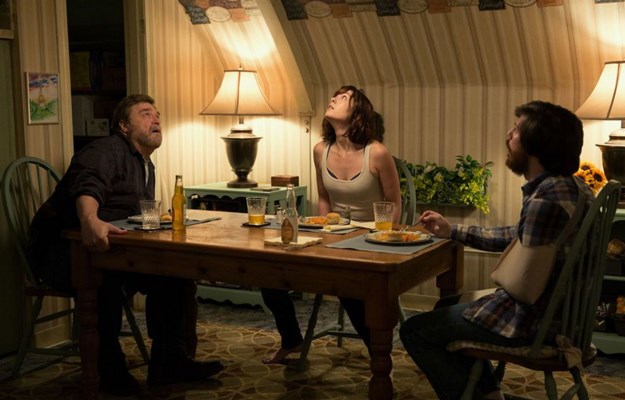 Take a trip to 10 Cloverfield Lane