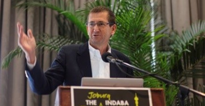 Bernard Swanepoel, chairman: Joburg Indaba, encouragesopen and honest conversation in mining sector at the 2016 Joburg Indaba breakfast ©