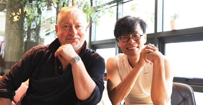 Richard Wherlock and James Jeon<p>©Seoul Ballet Theatre