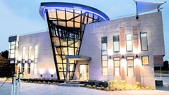 Cruises International says it with architecture.