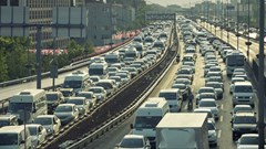 Vespa SA takes on Mall of Africa traffic apocalypse