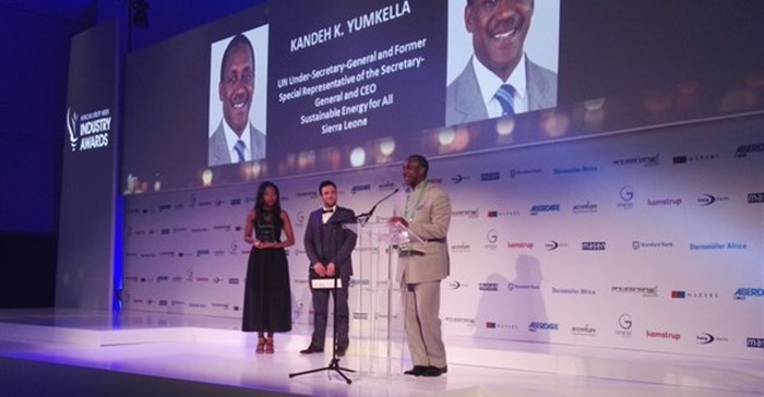 Kandeh Yamkella receives his Lifetime Achievement Award