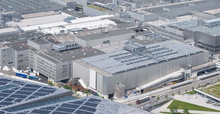 Manufacturing surge lasts one month