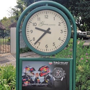 Golf trad clock