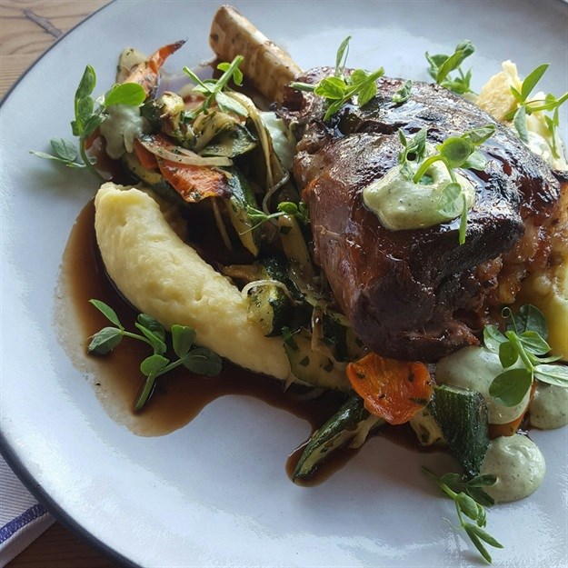 Mondiall's July 2016 Winter Special mains.