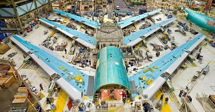 Jeff McNeill via  - Boeing 747-8