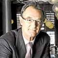 SABMiller CEO Alan Clark will receive as much as R1.2bn in bonuses and share options when the merger with AB InBev is completed.
Picture: