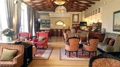 A vibrant view of Cape Town at the Commodore Hotel