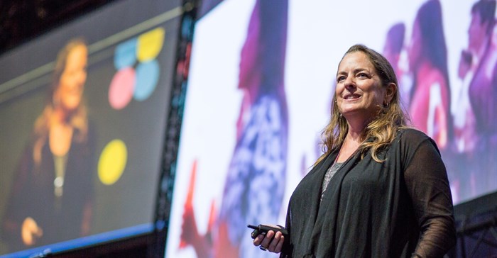 Credle in action at the seminar. © Photo by Alistair Nicoll/2016 Loerie Awards on Gallo Images.