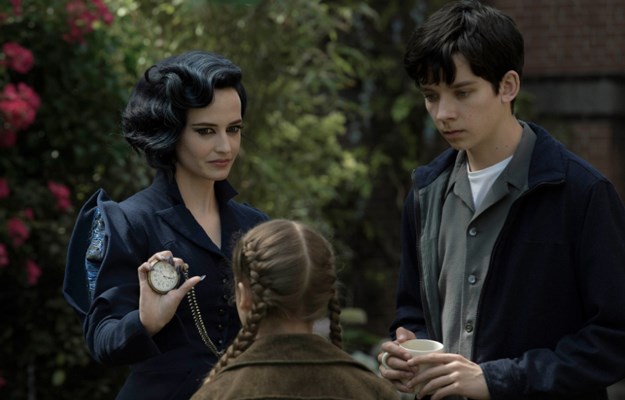 Stay peculiar with 'Miss Peregrine's Home For Peculiar Children'