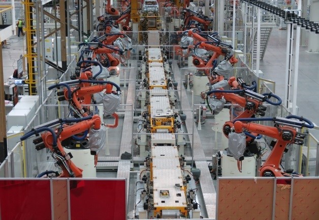 320 new robots to enhance Volkswagen SA production