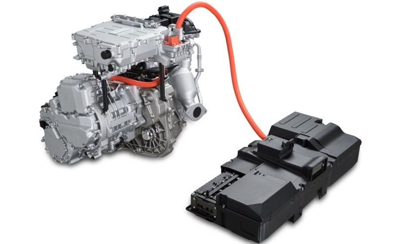 Nissan introduces new hybrid-electric drivetrain