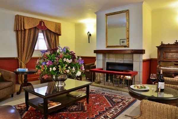 Guesthouse lounge at Val du Charron.