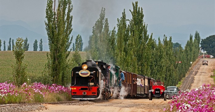 Stars 2015 David Benn afternoon train climbing to Mooihoek