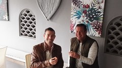 Kaiser interviewing mentalist Gilan Gork.