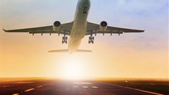 Egypt to suspend air links with Qatar from today