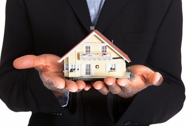 Understanding the pros and cons of homeowners' associations