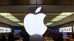 Apple opens first store in Taiwan