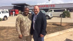 R-L: Gerhard van der Westhuizen, project manager of Atterbury Property Development, and Tagir Carimo, mayor of the City of Pemba.