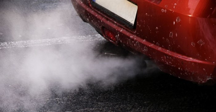 Diesel at cross-roads as Germany's car bosses, politicians meet