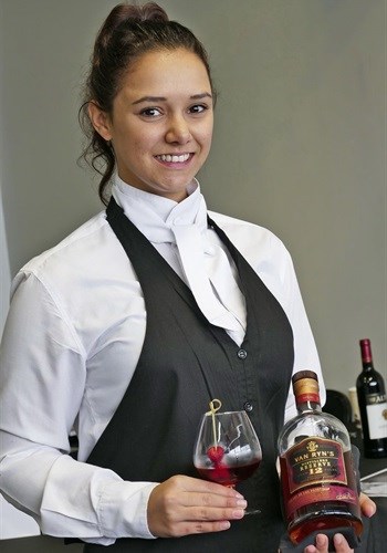 Best Wine Steward 2017, Michelle Swart, NH The Lord Charles