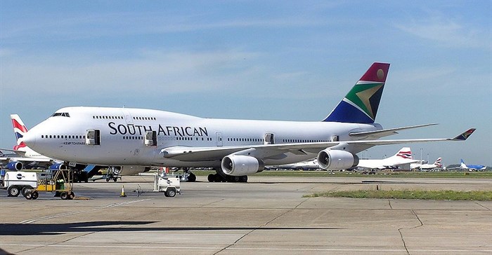 Adrian Pingstone via