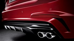 Flagship Hyundai Elantra: Comfortable sedan with zippy performance