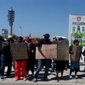Makro workers picket in Port Elizabeth