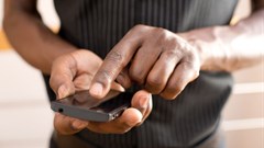 Egypt state firm looks to cash in on thriving mobile sector