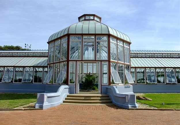 Pearson Conservatory. Image source: