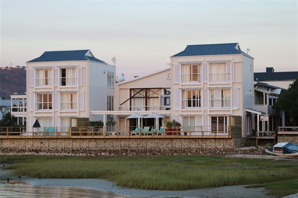 Eat, shop, play in Knysna