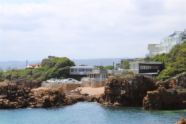 Eat, shop, play in Knysna