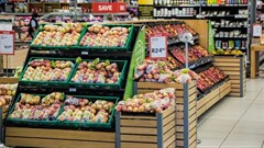 'Weather-sensitive' products: adjusting price and promotions to increase sales