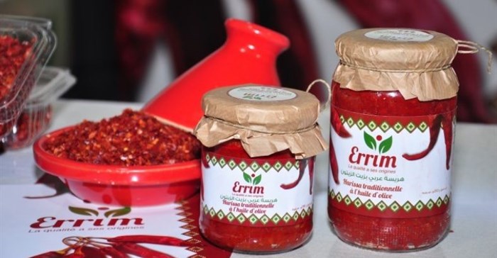 Women in rural Tunisia mix hot sauce with business