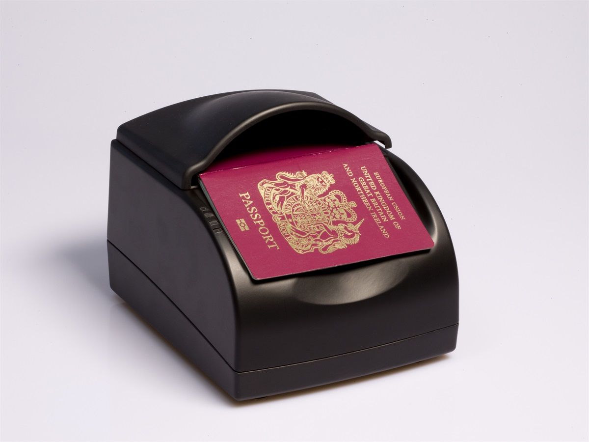 Automated passport readers at CAI a warm welcome for travellers, defence against security threats