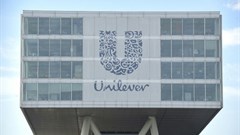 Unilever threatens to pull ads from 'divisive platforms'