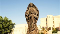 (c) Elizabeth Crego -