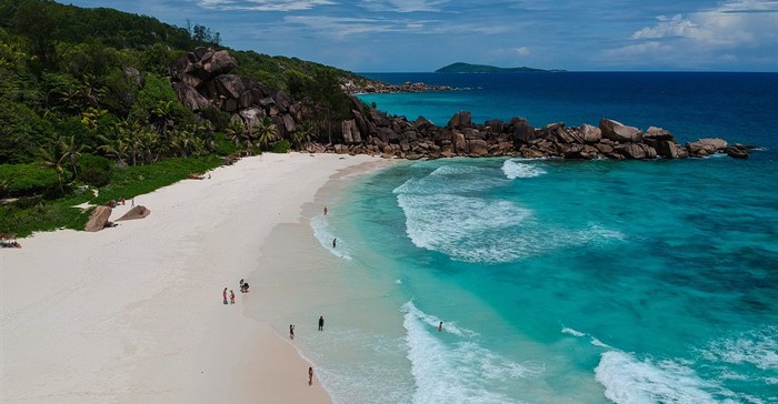 Photo by Alin Meceanu on