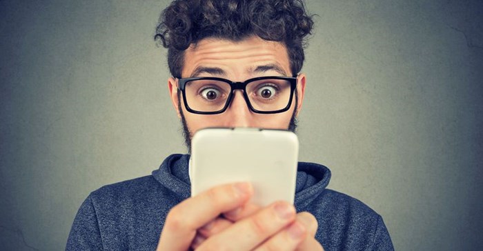 A cybercriminal's tricks and trades to get into your phone