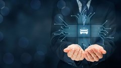 Race to robot cars continues after fatal crash