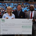 The City of Tshwane also contributed R30k. Dianne Broodryk from Jacaranda FM, Willem Strauss, president of the BBRU and Solly Msimanga, executive mayor of Tshwane