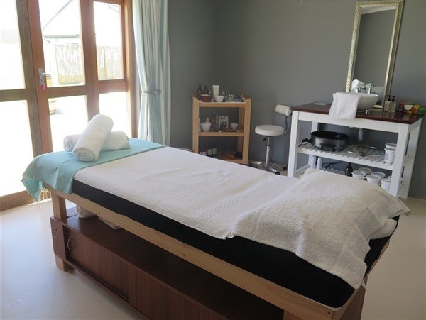 Spa at De Hoop treatment room. Image supplied.