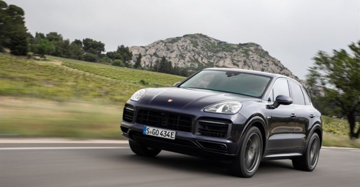 Porsche Cayenne e-Hybrid details announced