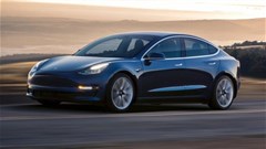 Tesla's Summon self-parking feature is now available to Model 3 owners