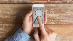 data/ © dolgachov via