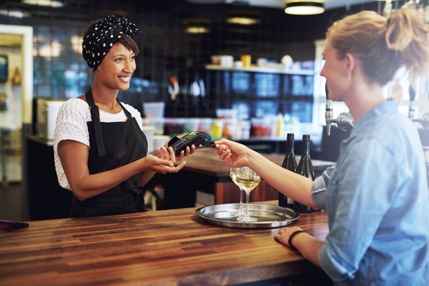 7 tips for providing top-class shopper support in-store