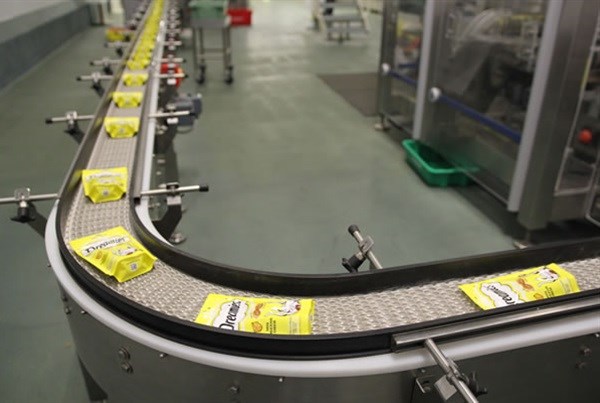 Pedigree pet food production line (Birstall, UK)