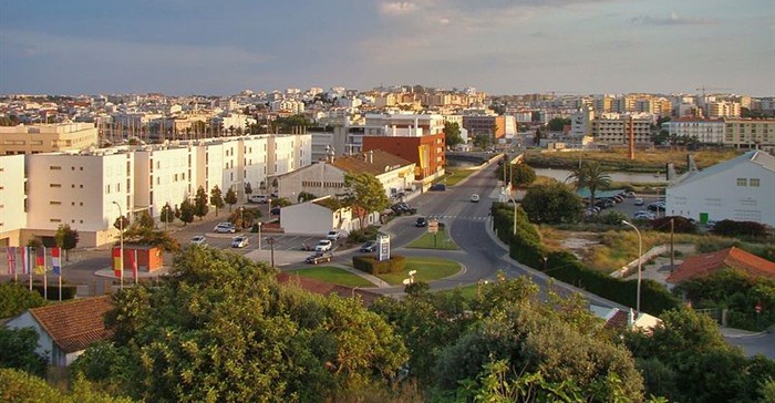 Image source: Lacobrigo, , Wikimedia Commons