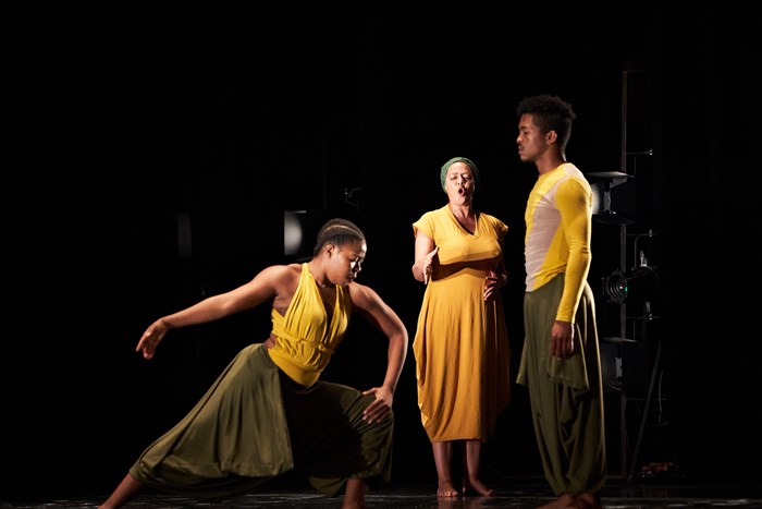 Space Jazzart Dance Theatre - Photography by Oscar O'Ryan